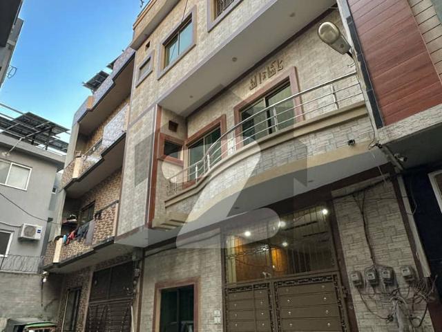 3rd Floor Upper Portion Available For Rent In Jail Road