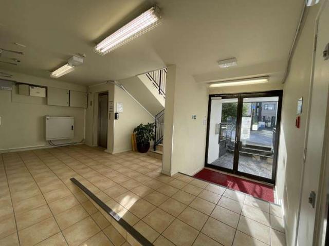 3S/1 Wadier Place, Henderson, Waitakere City