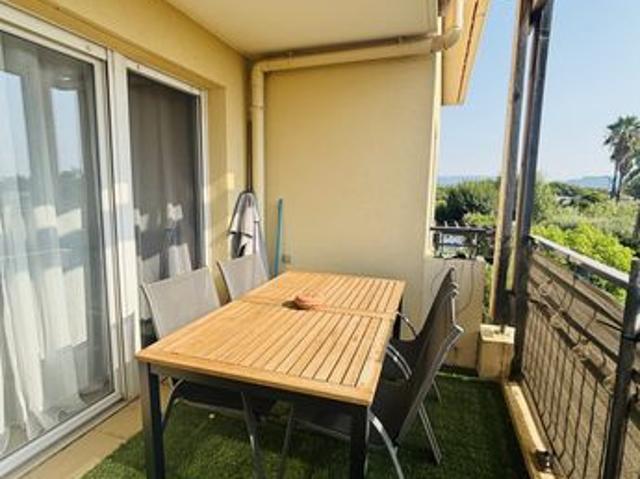 T3 55 m² garage residence securisee piscine
