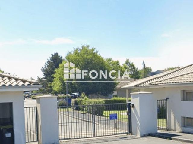 T3 58 m² avec balcon + parking + piscine