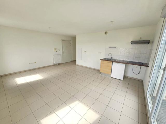 T3 60m2 en dernier étage avec vue, terrasse de 13m2 et 2 pkg