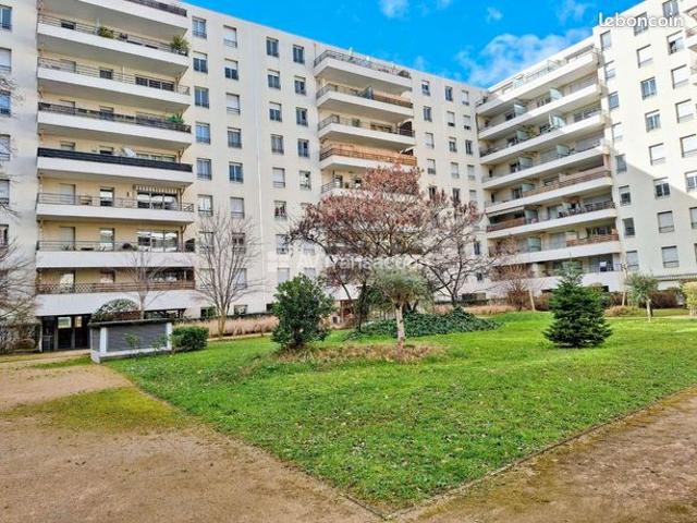 T3 68 m² BALCON GARAGE A PROXIMITE DU PARC DE LA TETE D'OR