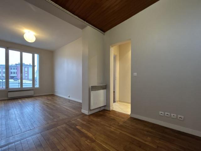 T3 / 76m² / Noisy le Sec RER E