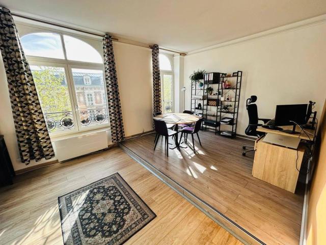 T3 87 m² très lumineux Meublé avec goût