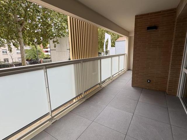 T3 161 AVENUE DES ETATS UNIS