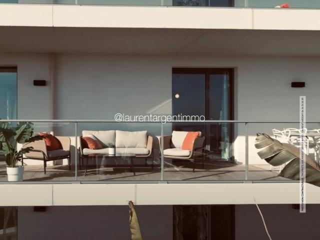 T3, terrasse, parking, piscine