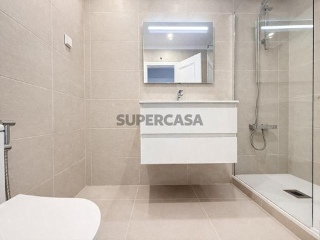 T3 Totalmente Remodelado com Suite | Pronto a Habitar