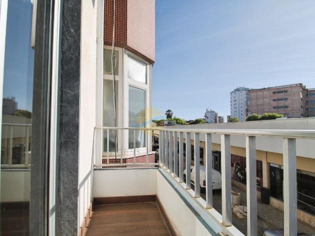 T3 Totalmente Remodelado no Centro de Portimão 90m² Portimão