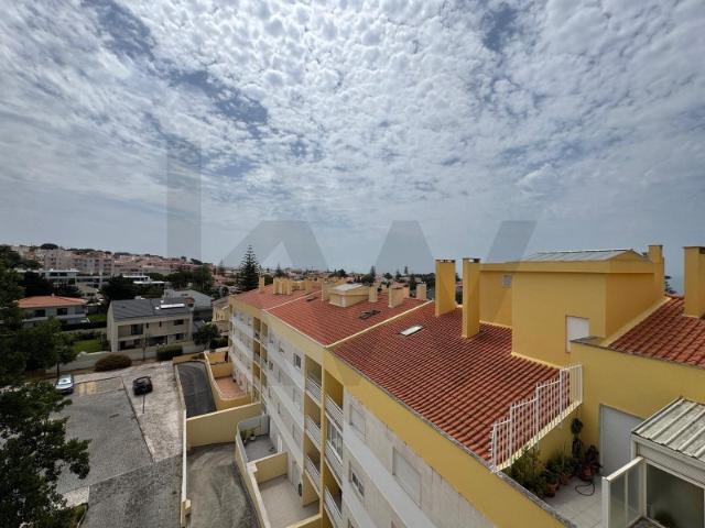 T3 Totalmente Renovado | Último Andar | Vista Mar | Garagem | Jardins da Parede