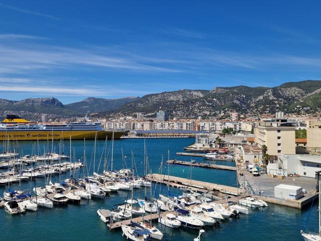 T3 Toulon Mourillon Port de Plaisance