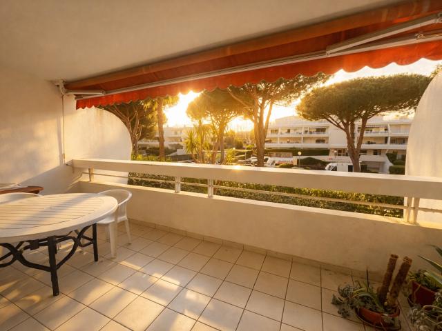 T3 Traversant avec Double Terrasse et Garage Secteur Golf