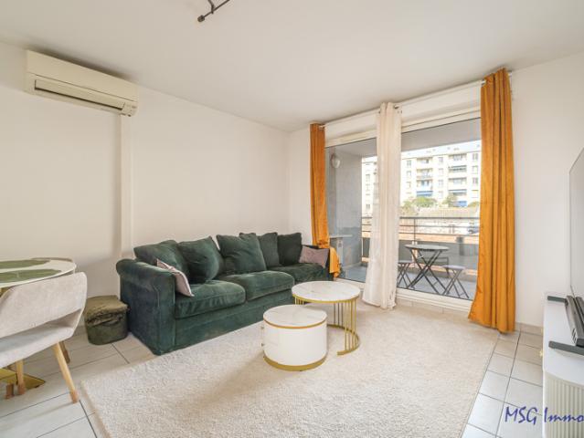 T3 VENDU AVEC LOCATAIRES EN PLACE RECENT PATIO ST JUST BALCO