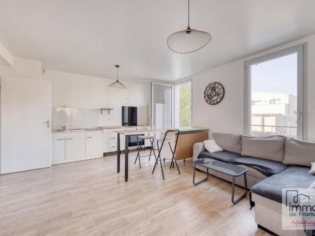 T3 VENDU LOUE avec terrasse & parking