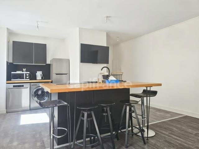 T3 vendu meublé Avenue Bollée Idéal premier achat ou investissement locatif