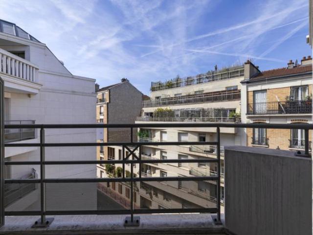 T3_A51_Marjolin Square Levallois