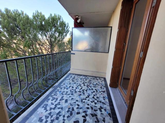 T3 Aix sud Pigonnet parking collectif balcon