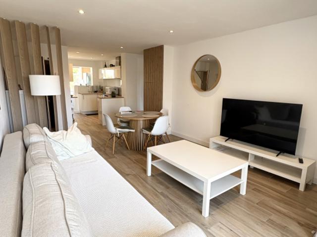 T3 AUX LONES + PARKING + CAVE