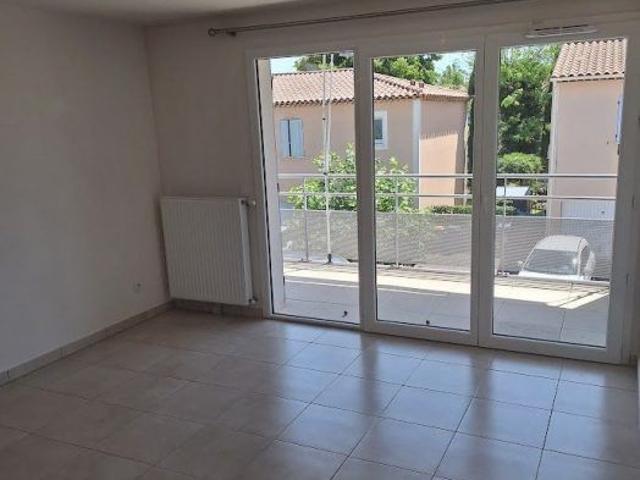 T3 AVEC BALCON ET PARKING DOUBLE
