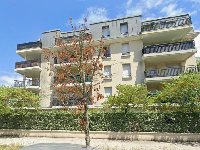 T3 avec balcon et parking en sous sol