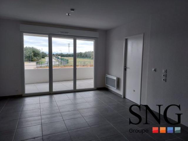 T3 AVEC BALCON ET PARKING