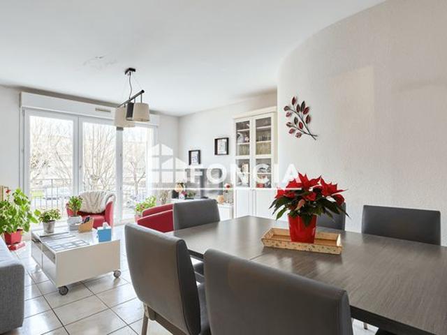 T3 avec balcon, garage et parking à Beaulieu