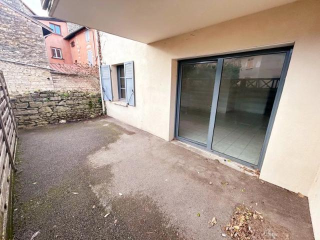 T3 avec terrasse et parking