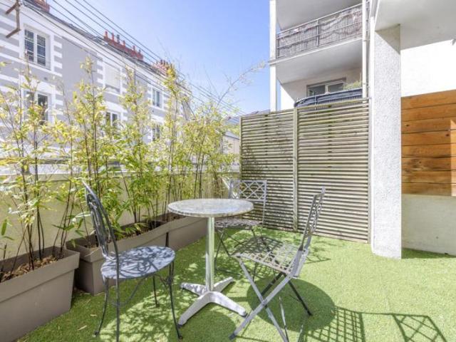 T3 avec terrasse et parking