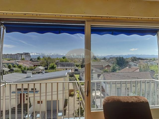 T3 avec Vue Pyrénées