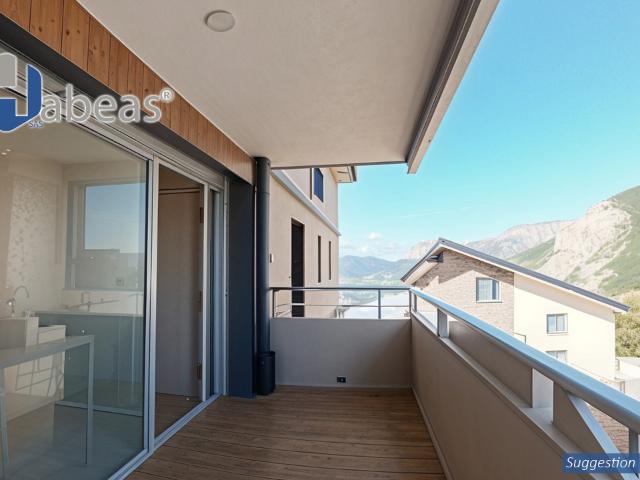 T3 avec 1 chambre plus 2 cabines, 64.83m², Balcon 5,58m², Casier à Ski, cellier
