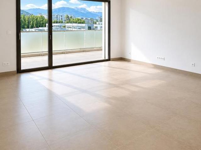 T3 balcon AVEC VUE SUR LE PARMELAN Annecy 64m²
