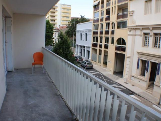 T3 Béziers Hours Wilson