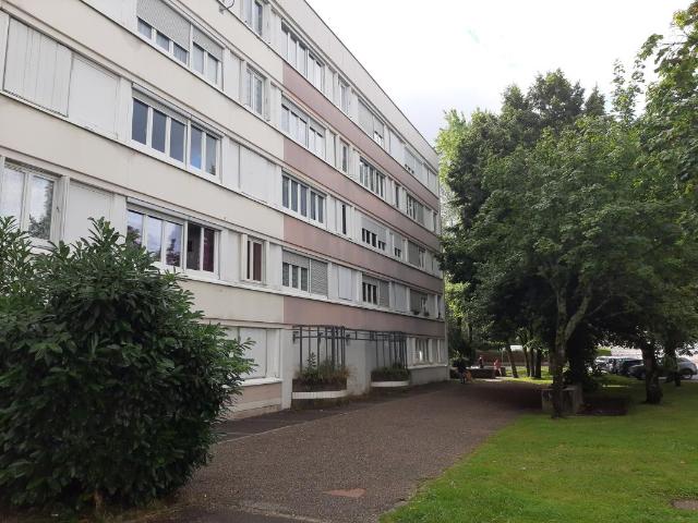 T3 bien agencé # Le Mortard # à la location début juillet