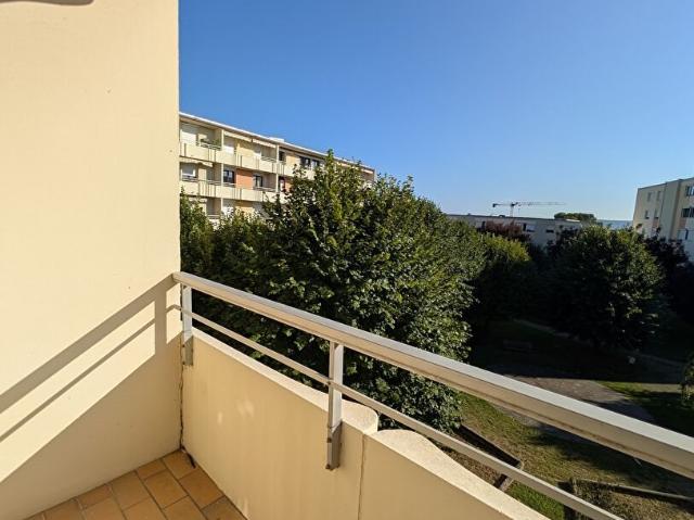 T3 Bis avec Balcon Exposition sud 77m² Gerzat