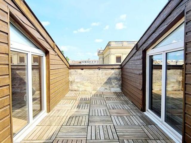 T3 bis TERRASSE avec VUE JARDINS MAIRIE, 3ème étage ascenseur