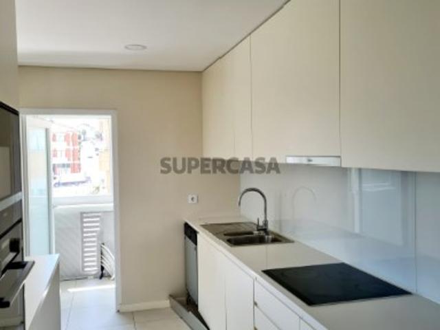 T3 c/ 2 lugares de garagem em Campanhã