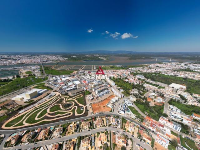 T3 COM 103M2 NA ZONA DA BELA VISTA