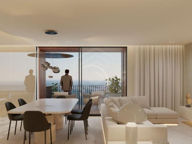T3 com 11 mt de varanda, nos Jardins d'Arrábida e 2 lugares de garagem