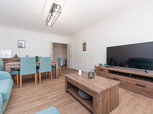 T3 com 125 m², Excelente Luminosidade e Localização Privilegiada no Pinhal Novo