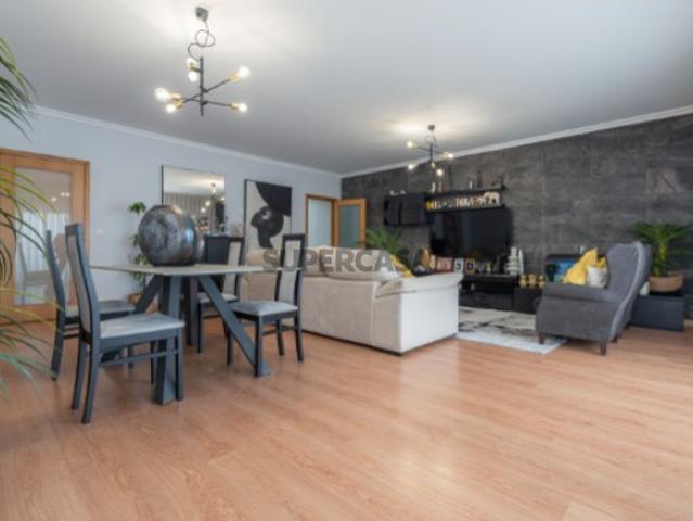 T3 com 2 garagens Condeixa