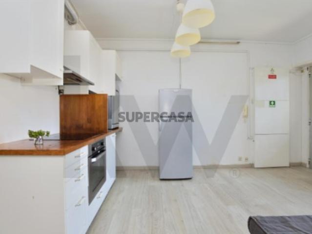 T3 com Garagem numa Localização Privilegiada entre o Príncipe Real e a Avenida da Liberdade