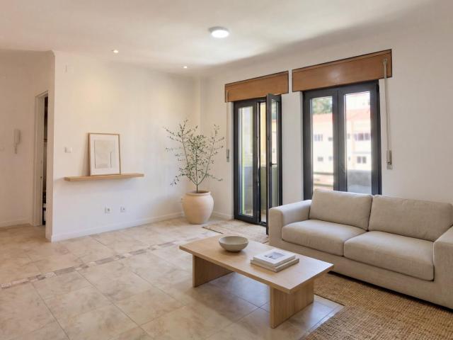 T3 com Excelente Luminosidade no Beato | 84 m2 | Lisboa
