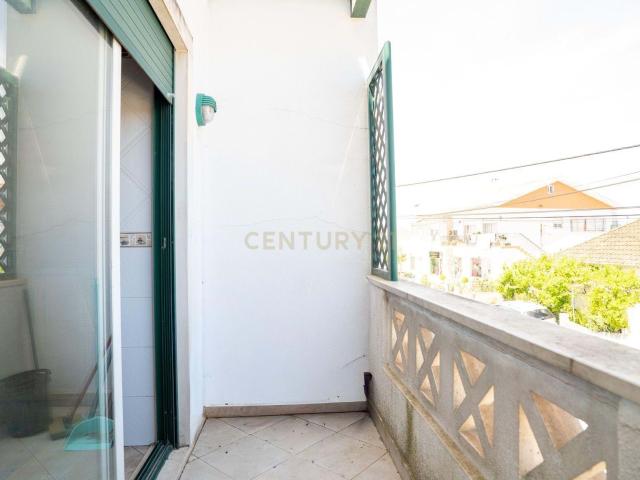T3 com Suite, Garagem e excelente localização em Torres Vedras!