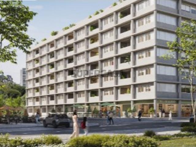 T3 com Suite, Varanda e 2 Lugares de Garagem | Maia