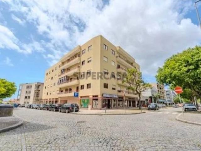 T3 com Terraço e Garagem Perto da Praia em Vila do Conde!