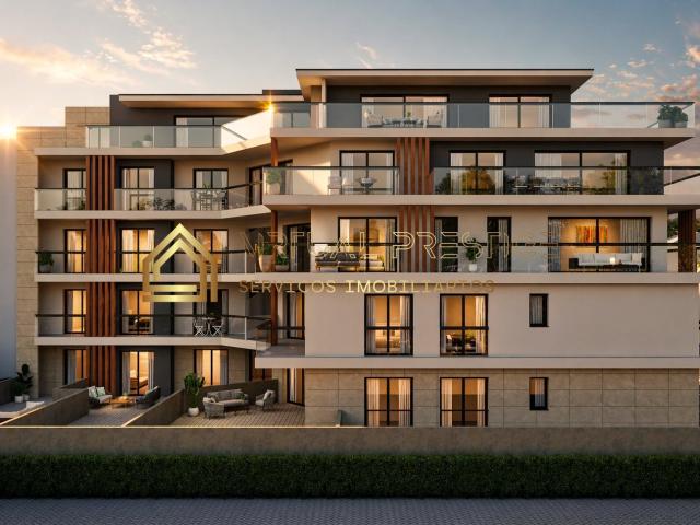 T3 com terraço | Piscina | Garagem | Santo António Caparica