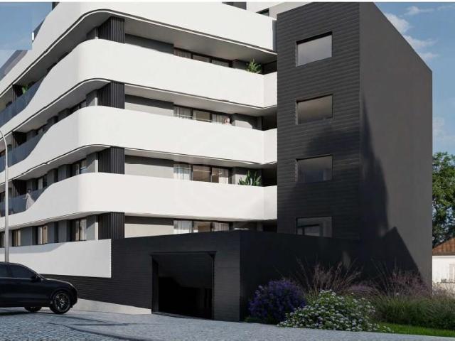 T3 com varanda de 15.6 e 2 Lugares de garagem 124m² Covelas