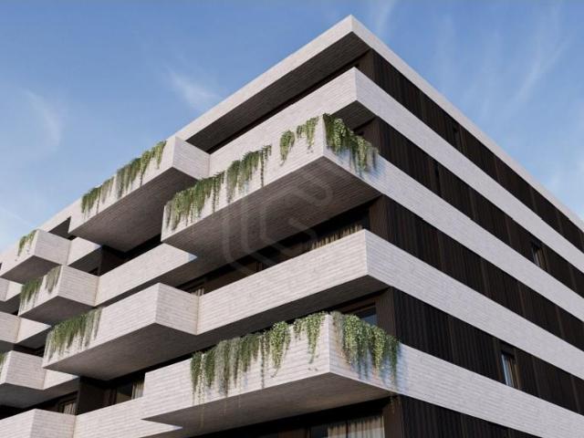T3 com varanda e dois lugares de garagem, novo em Valongo 122m² Valongo