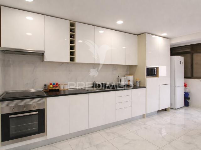 T3 com varandas e cozinha remodelada Montijo