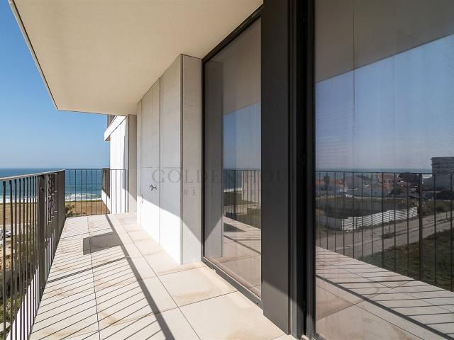 T3 com Vista Mar Garantida em Gaia 125m² Canidelo
