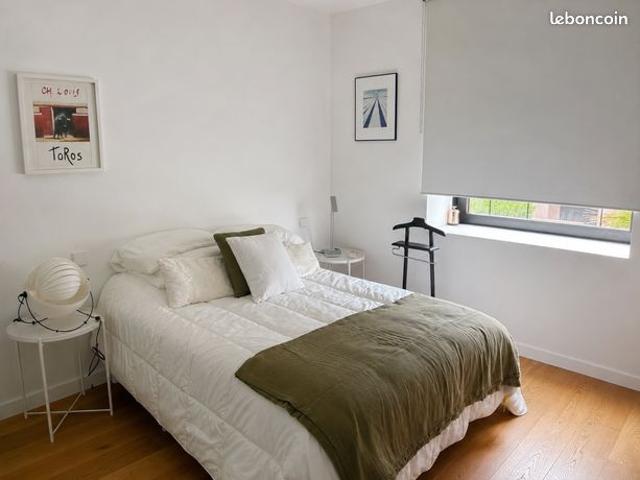 T3 contemporain avec terrasse de 25 m² dans immeuble Art Déco rénové, Côte Pavée